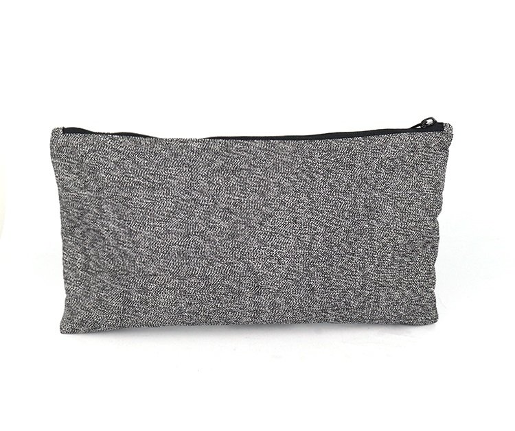cut-proof zipper pouch